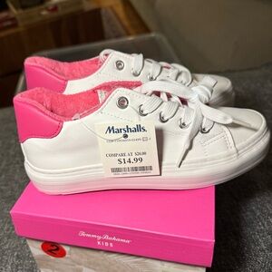 Tommy Bahama Kids Sneakers – Size 2 (New in Box)